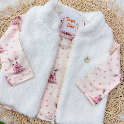 Conj. Colete de Pelinho, Blusa Coelhinha e Calça Legging - Rosa Bebê